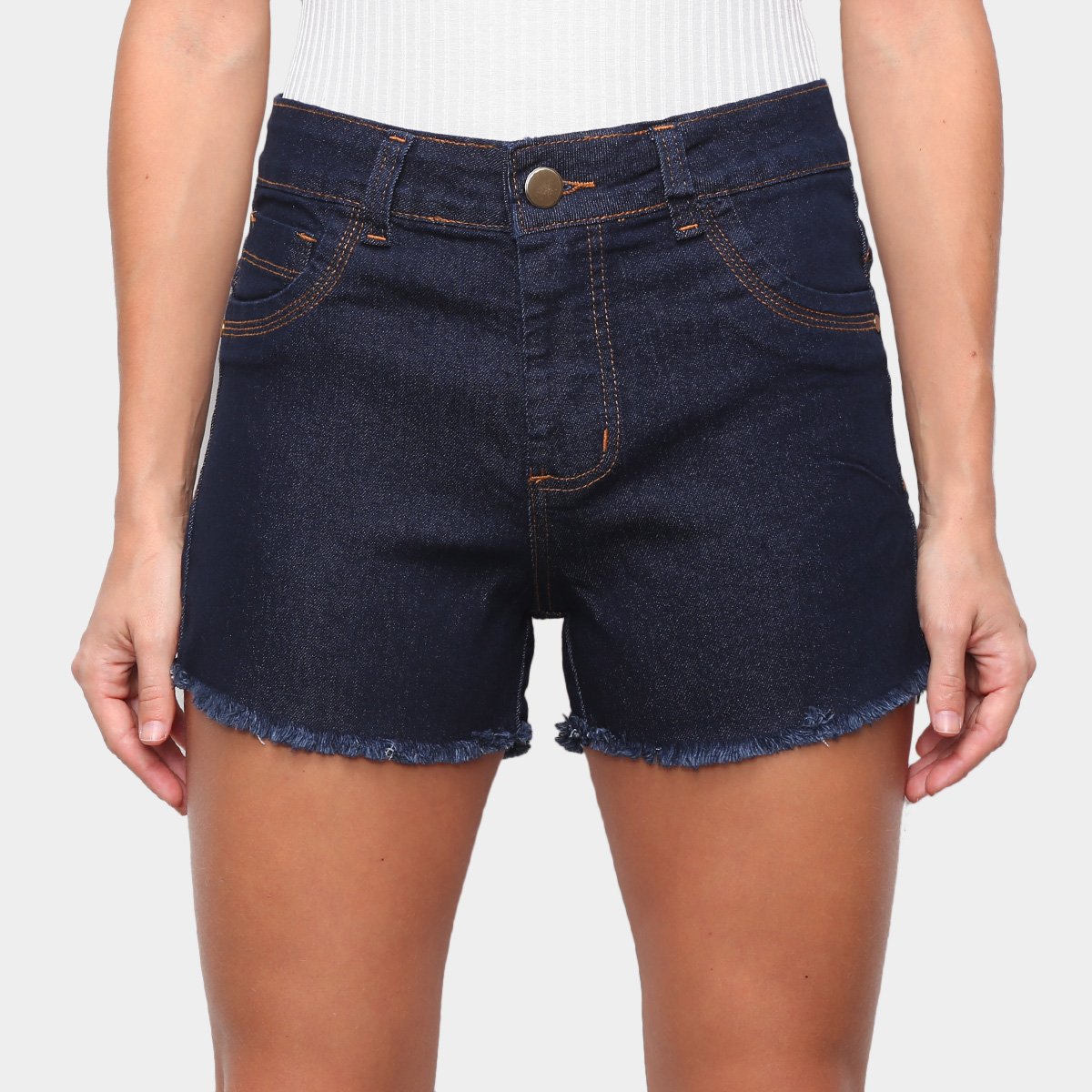 shorts com barra desfiada