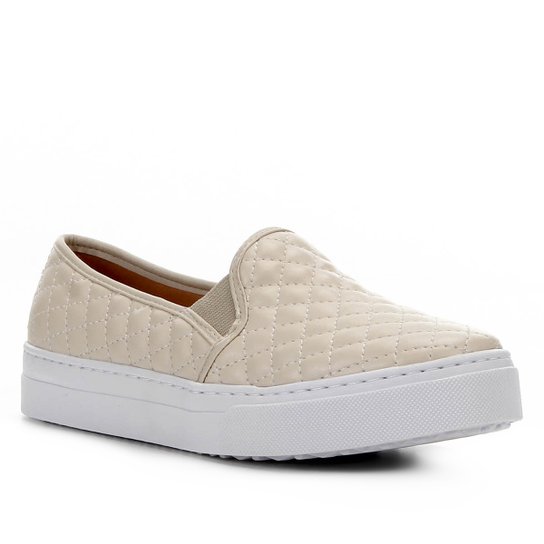 Slip On Couro Shoestock Matelassê Feminino - Bege