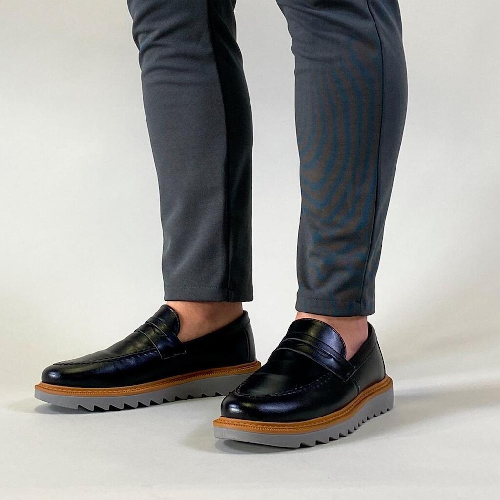 Slip On Masculino Sapato Loafer Tratorado Confort