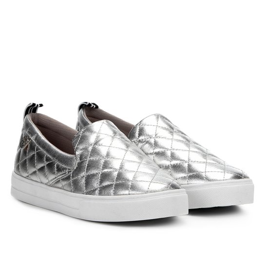 Slipper Couro Capodarte Matelassê Feminino - Prata