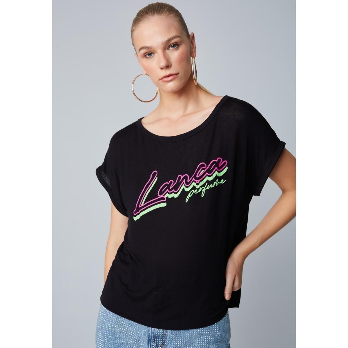 T-Shirt Curta Com Estampa Lança Perfume - Preto Menor preço em T-Shirt Curta Com Estampa Lança Perfume - Preto