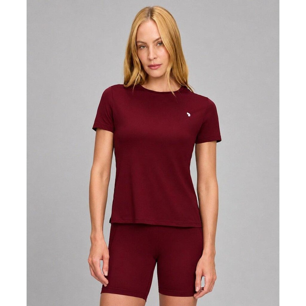 T-Shirt Eterna Gola Redonda Alto Giro Feminina Vermelho