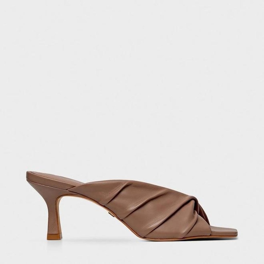 Tamanco / Open Mule Twist em Couro Mocha / Marrom