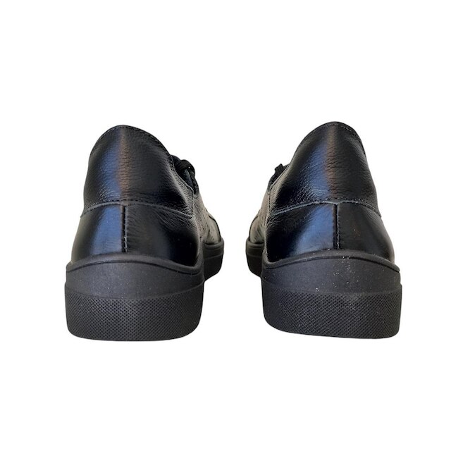 Tênis Casual Feminino em Couro Sola Preta Flatform