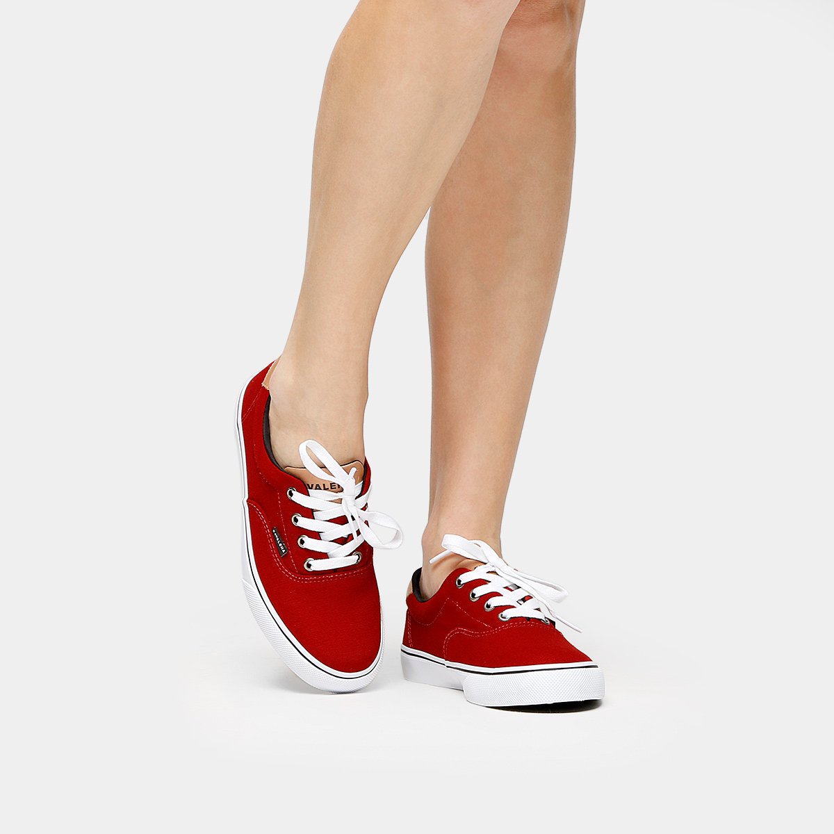 tenis vermelho cavalera