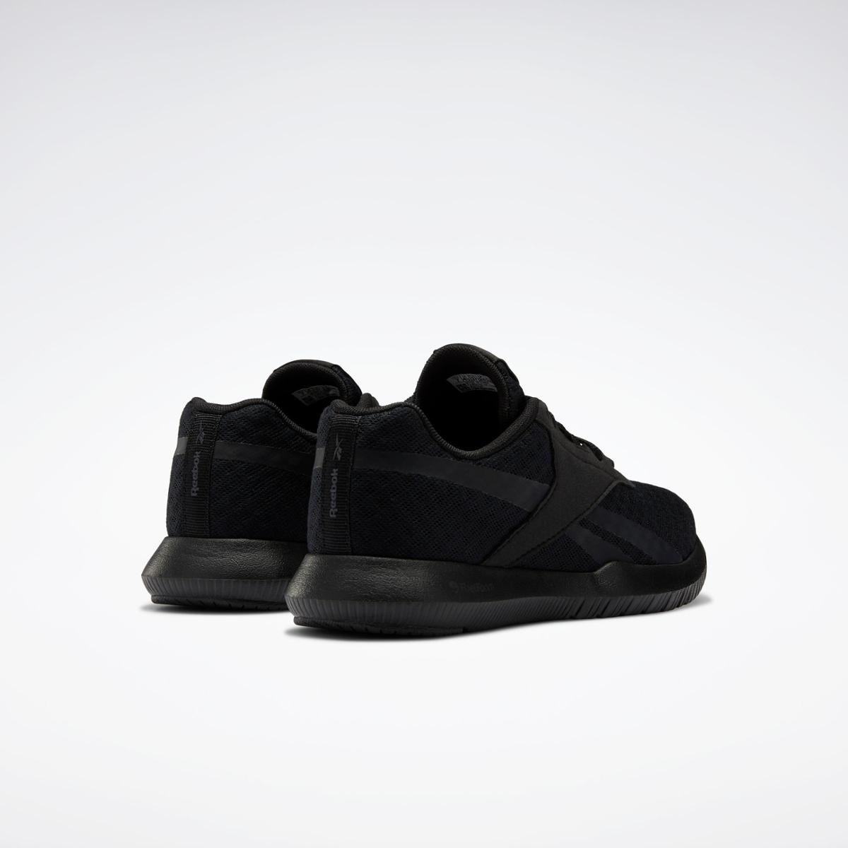 tênis reebok reago essential