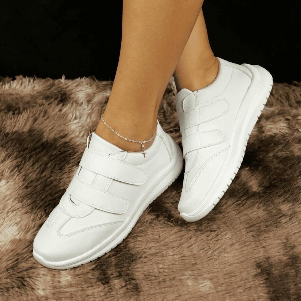 Tênis Feminino Cano Baixo com Fecho Aderente Conforto e Estilo em um Único Calçado