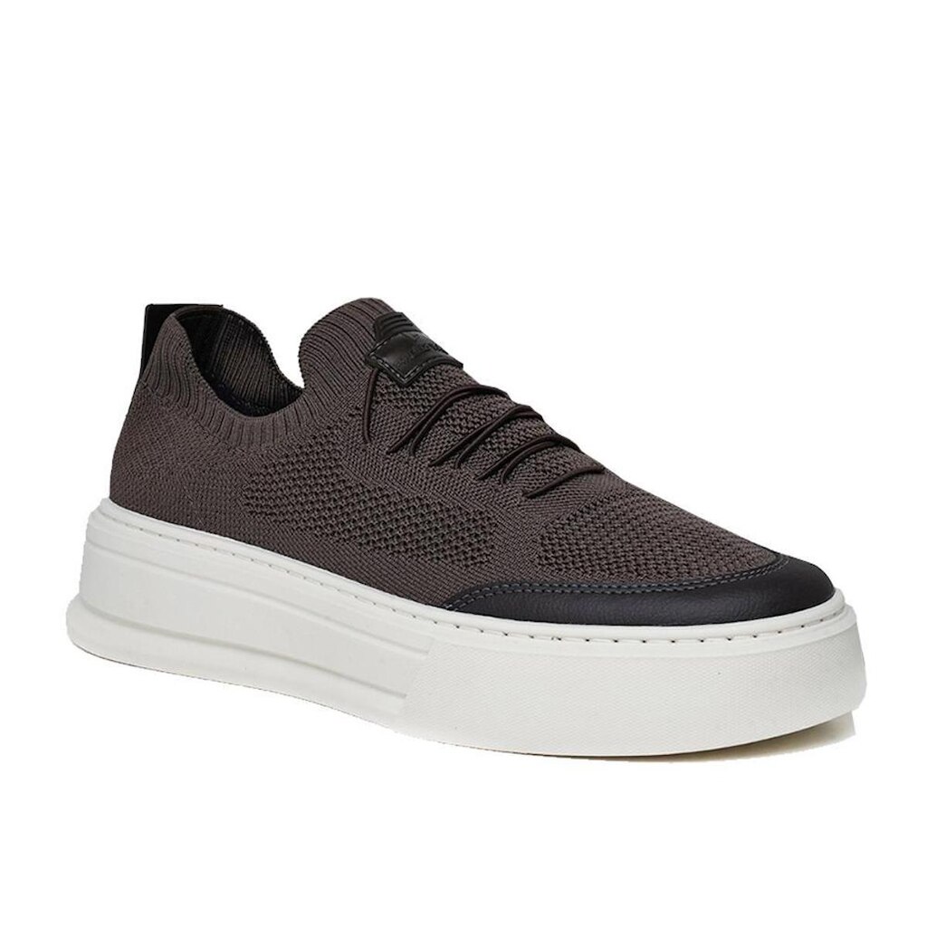 Tênis Masculino Knit Solado Alto PVC com Excelente Conforto Marrom