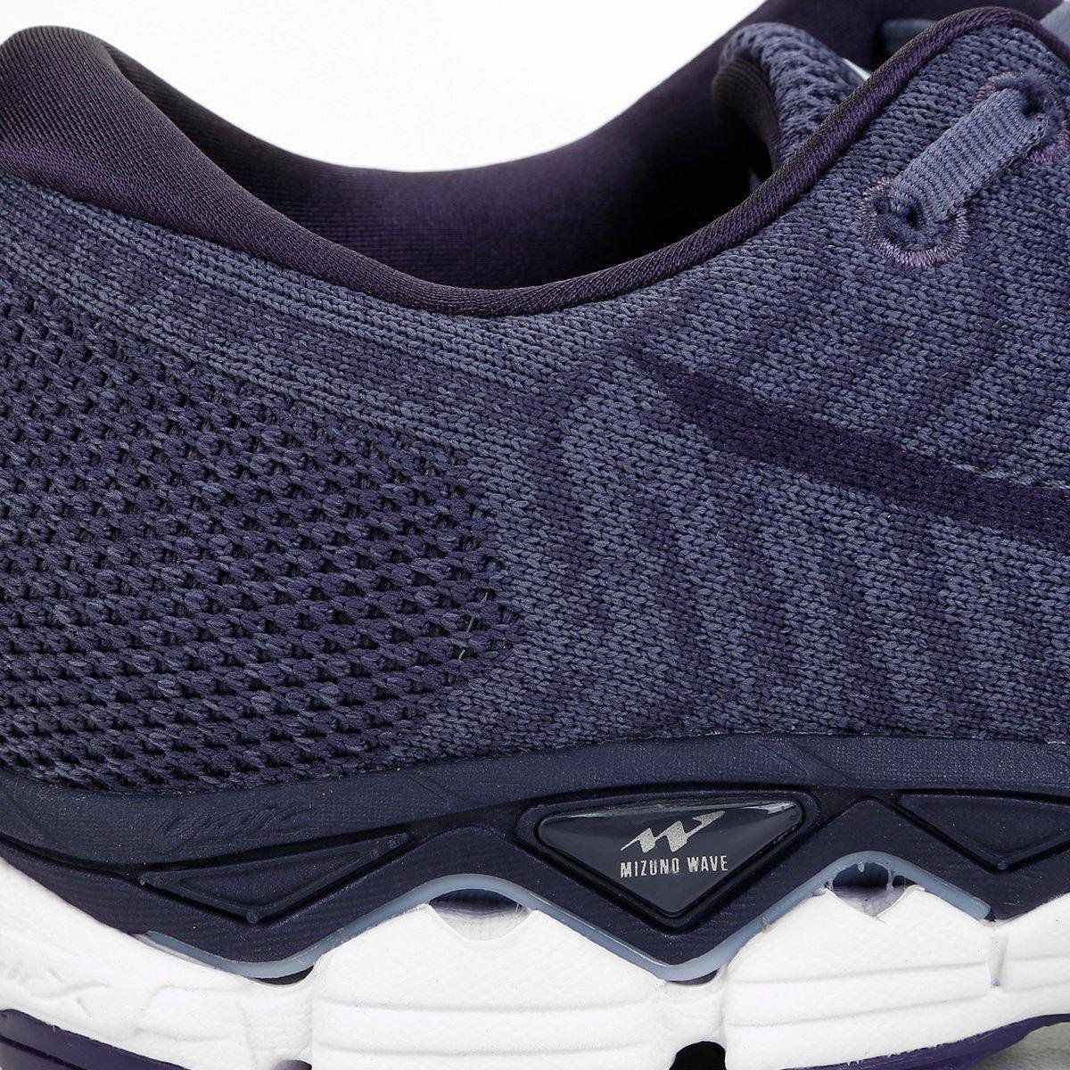 tenis mizuno tem forma pequena