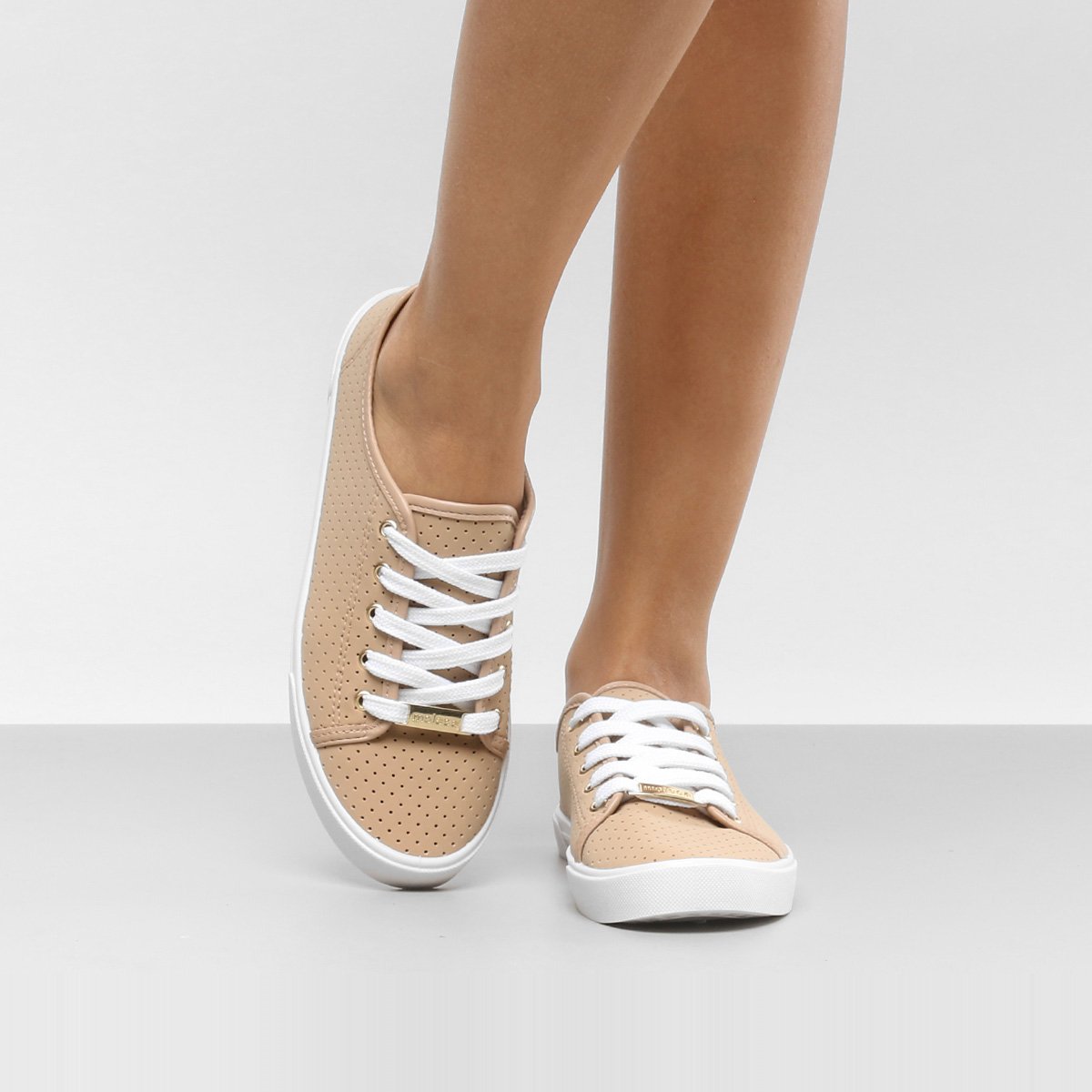 Tênis Moleca Furinhos Feminino - Bege Menor preço em Tênis Moleca Furinhos Feminino - Bege