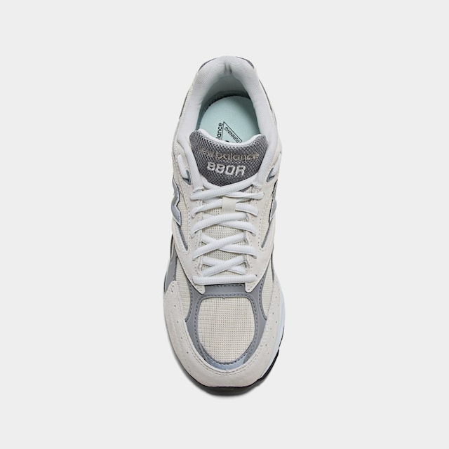 Tênis New Balance 880R