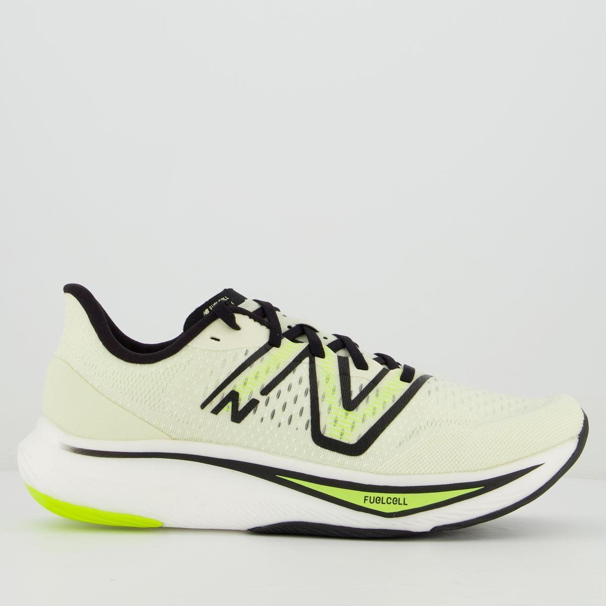 Tênis New Balance Fuelcell Rebel V3 Branco e Verde Zattini