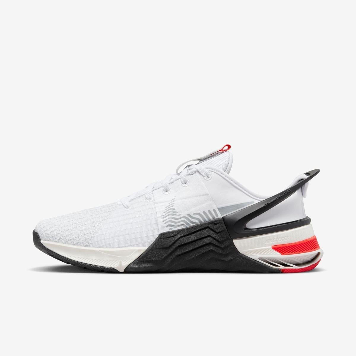 Tênis Nike Metcon 8 Flyease Feminino - Branco Menor preço em Tênis Nike Metcon 8 Flyease Feminino - Branco