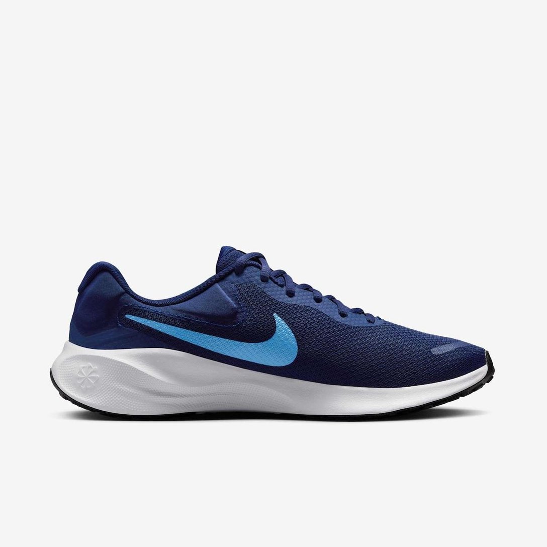 Tênis Nike Revolution 7 R$ 299,99