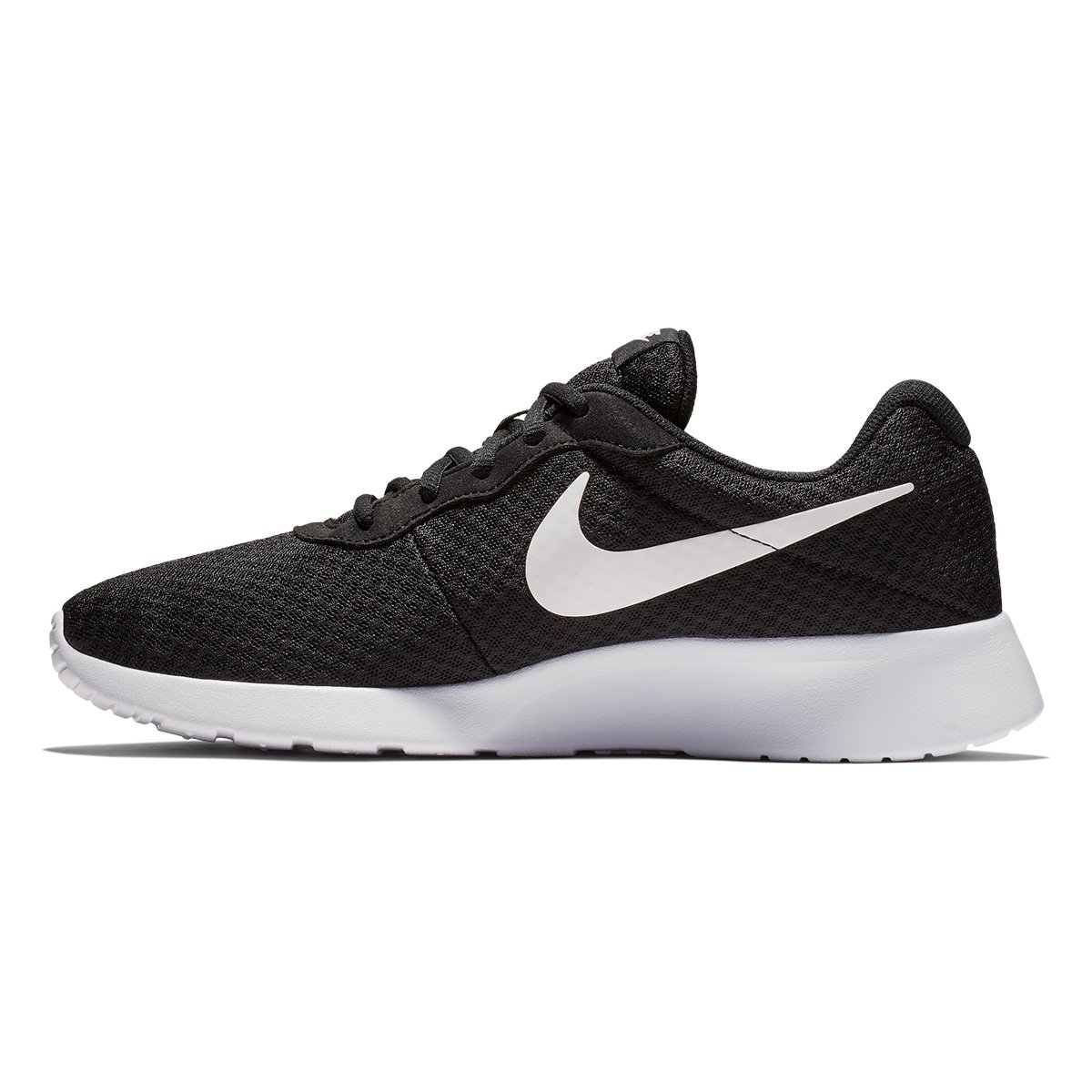 nike tanjun preto e branco