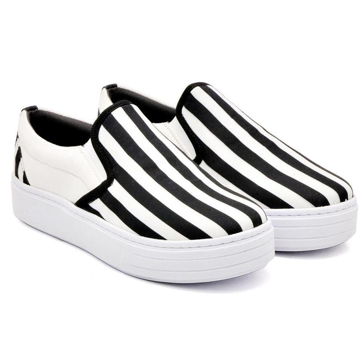 tenis preto bico branco