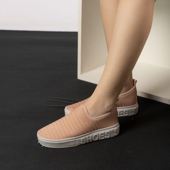 Tênis Plataforma Feminino Bordado Sem Cadarço Sola Alta Moda