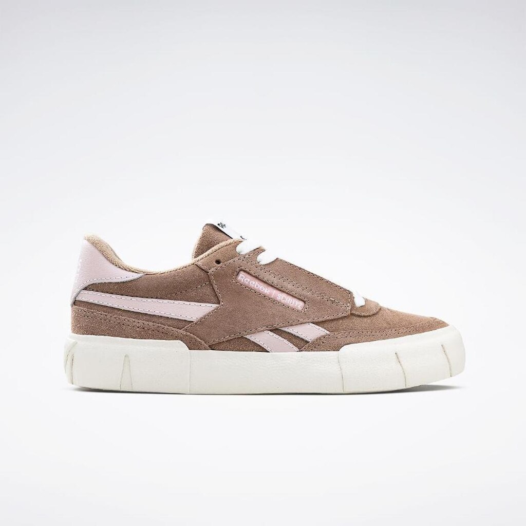 Tênis Reebok X SCHUTZ Club Trek Feminino
