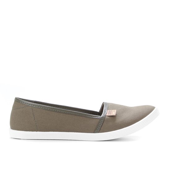 Tênis Slip On Beira Rio Liso Feminino - Verde Militar