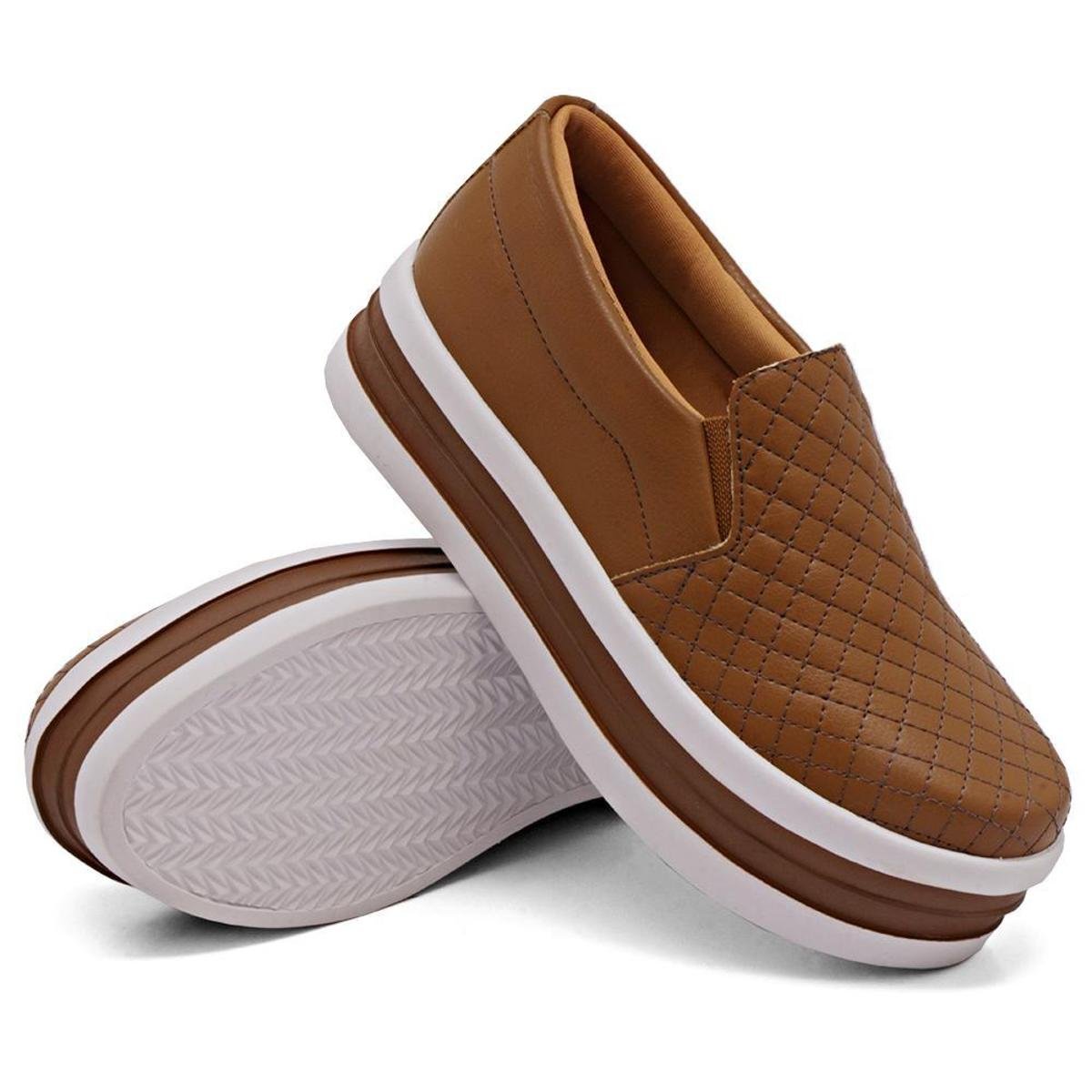 Tenis Slip On Casual Feminino com Textura Costura Matelasse e Sola Alta Reta - Marrom Menor preço em Tenis Slip On Casual Feminino com Textura Costura Matelasse e Sola Alta Reta - Marrom