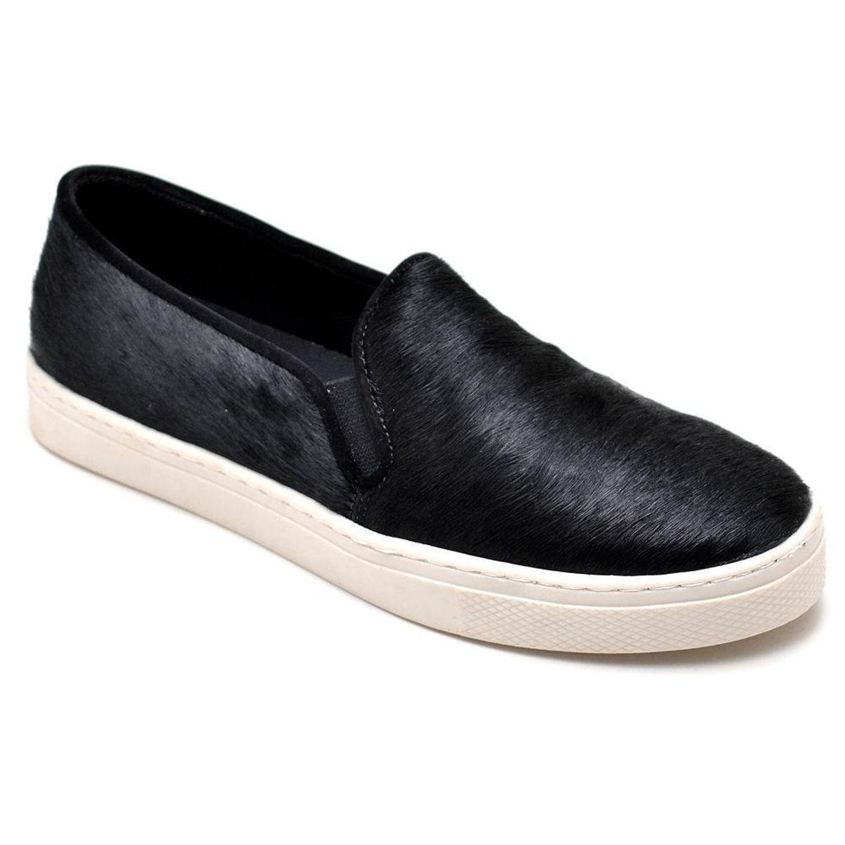 Tênis Slip On em Couro Legítimo Pelo Q&A Feminino Menor preço em Tênis Slip On em Couro Legítimo Pelo Q&A Feminino