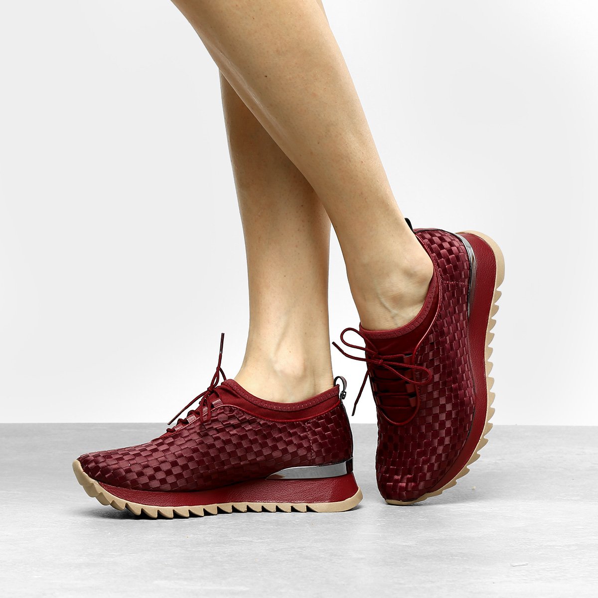 tenis jogging tanara