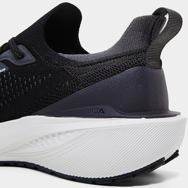 Tênis Under Armour Charged Quicker 2