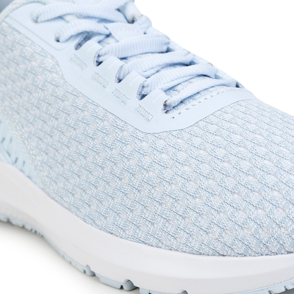 tenis under armour tem forma pequena