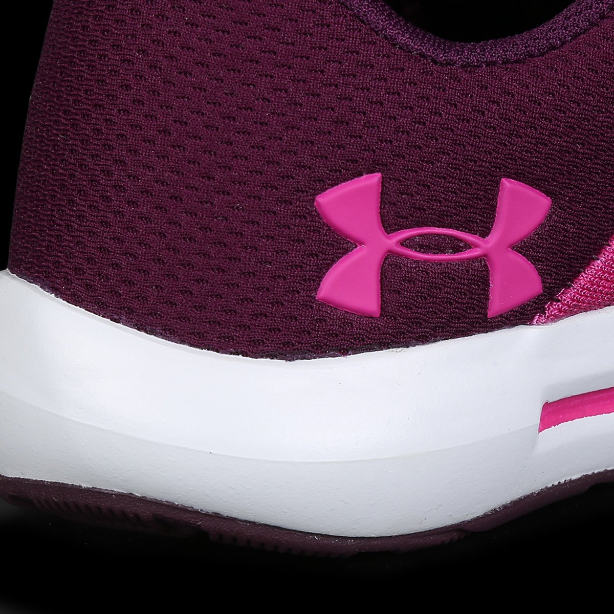 tênis under armour micro g pursuit é bom