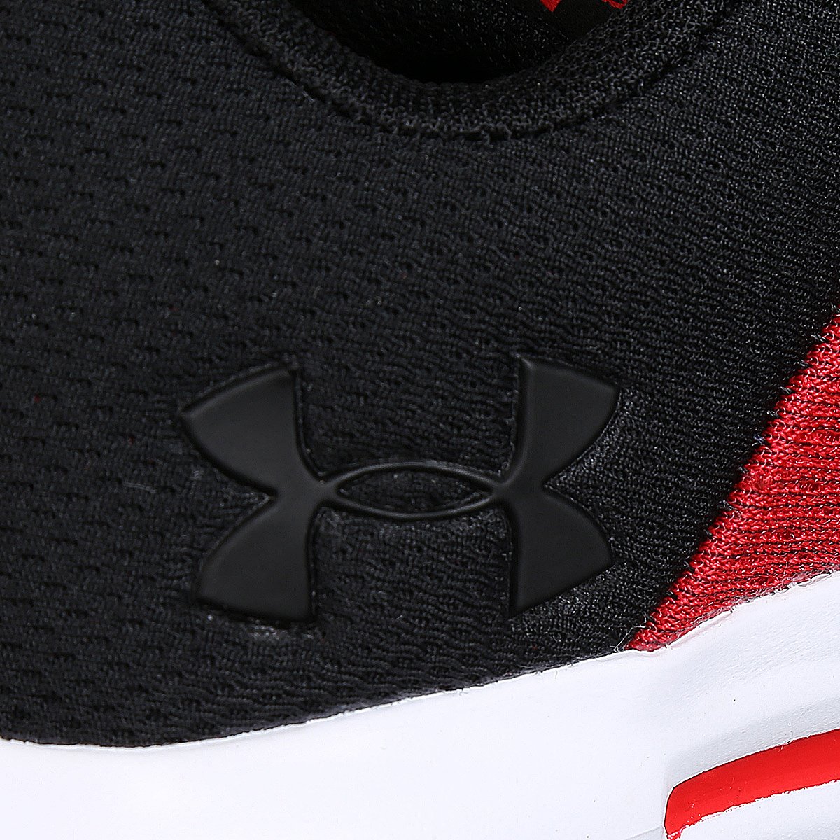 tênis under armour micro g pursuit preto