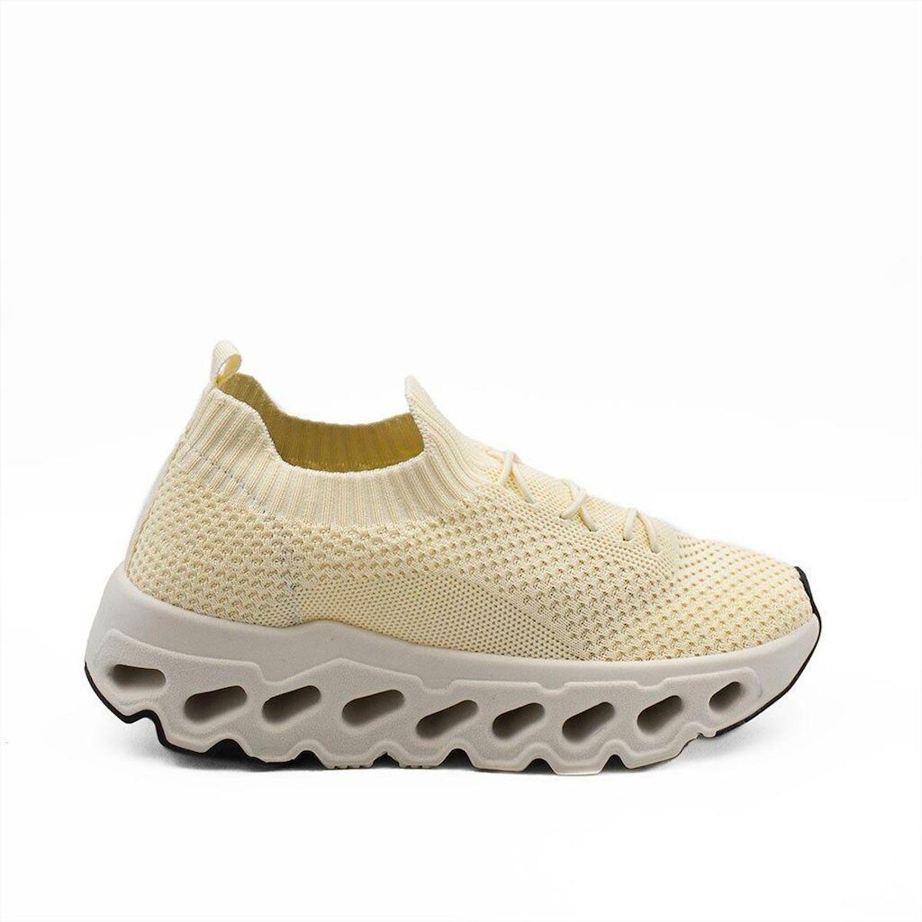 Tênis Zatta De Malha Respirável Cadarço Salomé Creme Branco 39