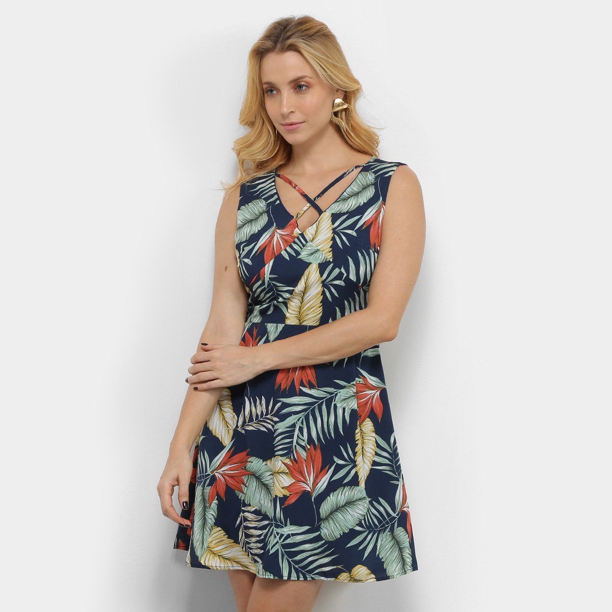 Vestido Allexia Evasê Floral Decote Costas - Marinho é boa?