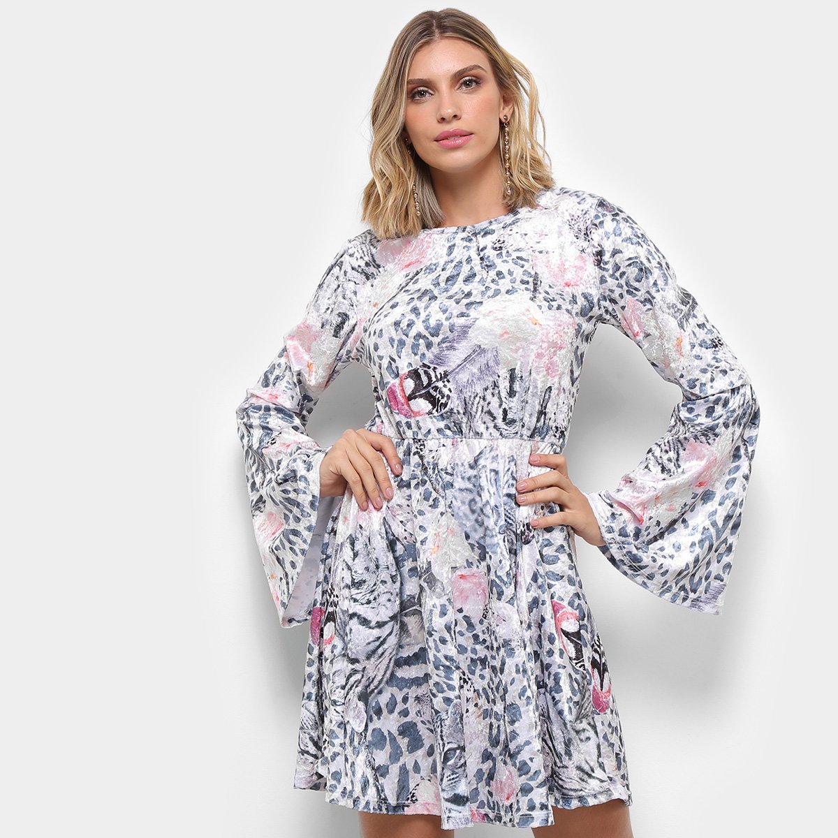 Vestido Carmim Paloma Manga Longa Sino - Estampado Menor preço em Vestido Carmim Paloma Manga Longa Sino - Estampado