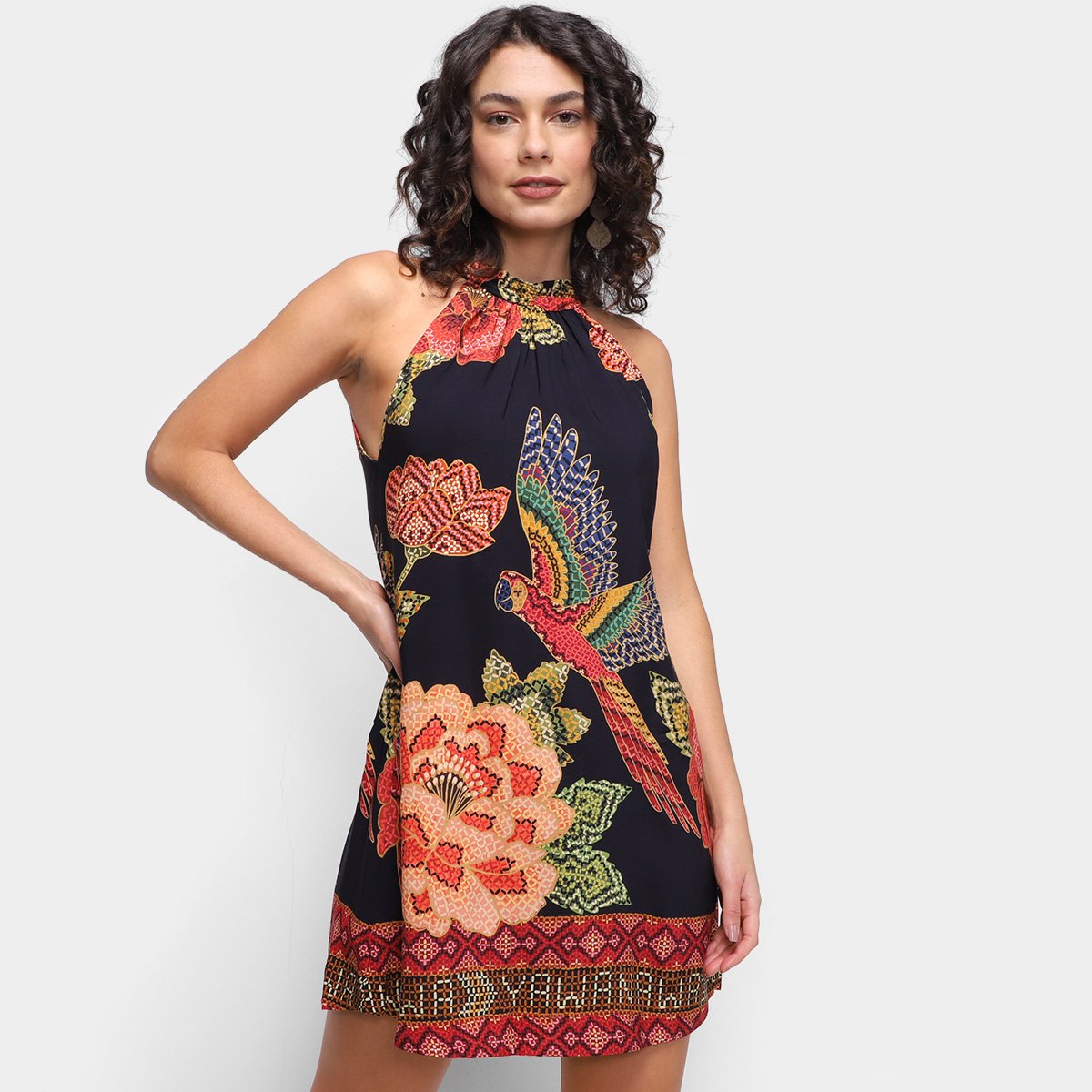 Vestido Curto Farm Floral Yawanawa - Preto Menor preço em Vestido Curto Farm Floral Yawanawa - Preto