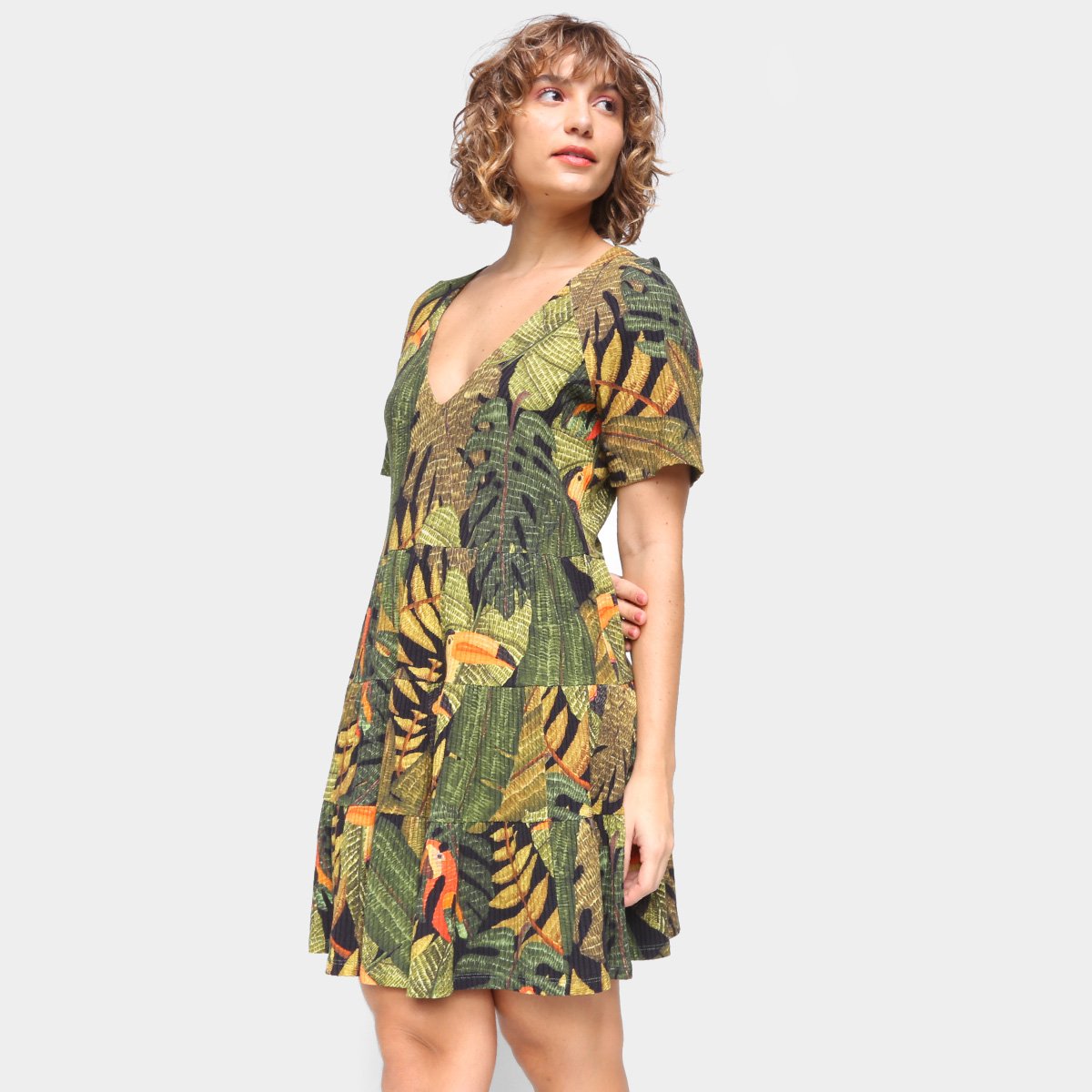 Vestido Curto Farm Folhagem Paraíso Feminino - Verde+Bege Menor preço em Vestido Curto Farm Folhagem Paraíso Feminino - Verde+Bege