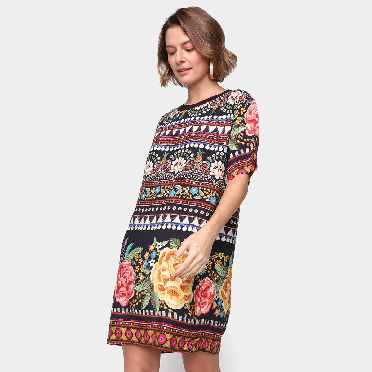 Vestido Curto Farm T-Shirt Brilho Tropical - Preto Menor preço em Vestido Curto Farm T-Shirt Brilho Tropical - Preto