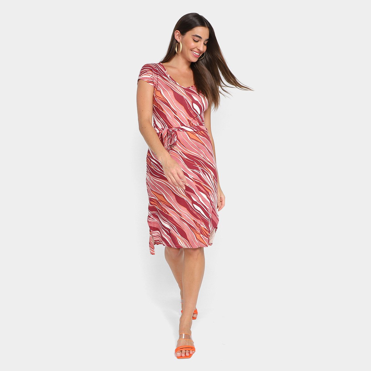 Vestido Lecimar Midi Plus Size Estampado - Rosa Menor preço em Vestido Lecimar Midi Plus Size Estampado - Rosa