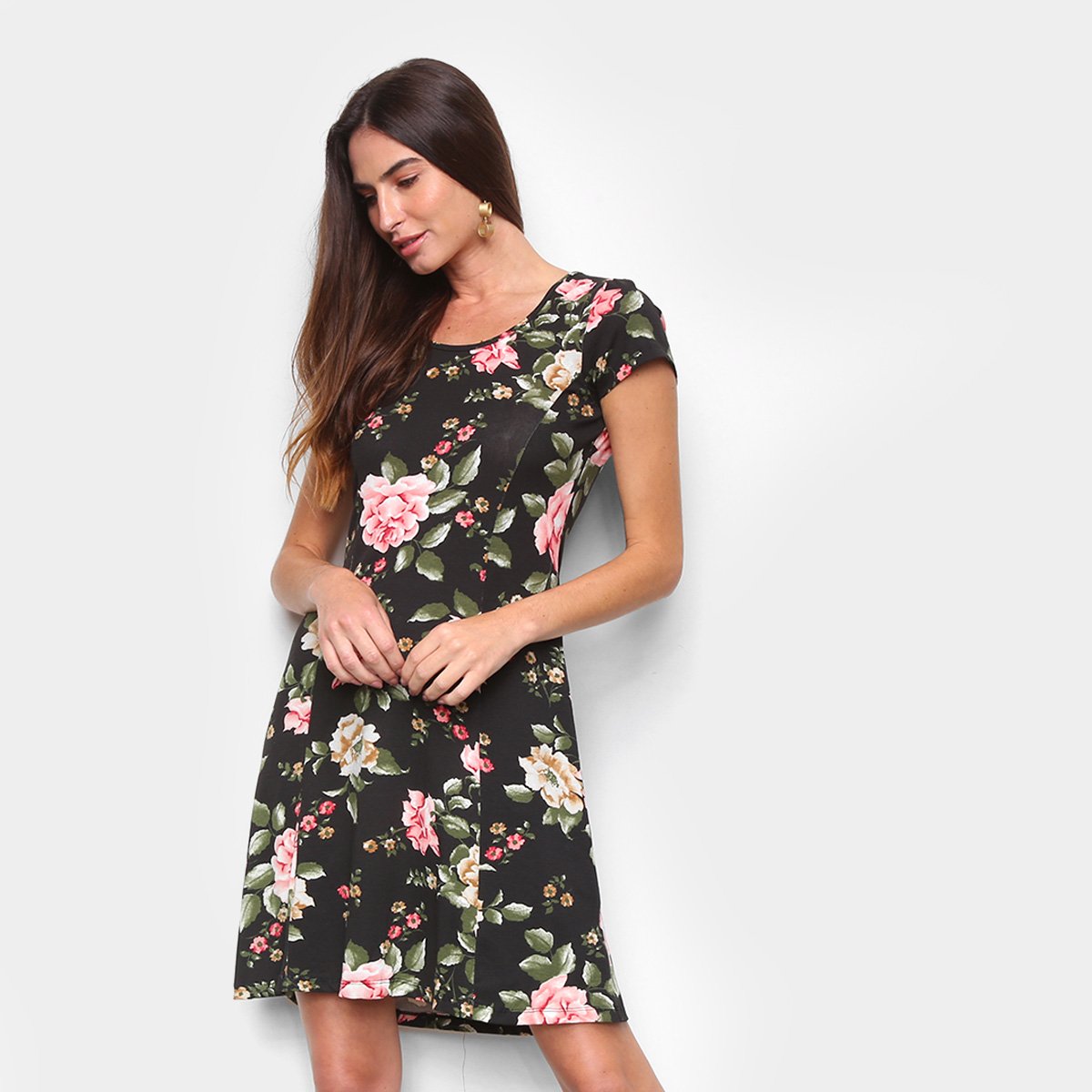 Vestido Naif Evasê Curto Floral - Preto Menor preço em Vestido Naif Evasê Curto Floral - Preto