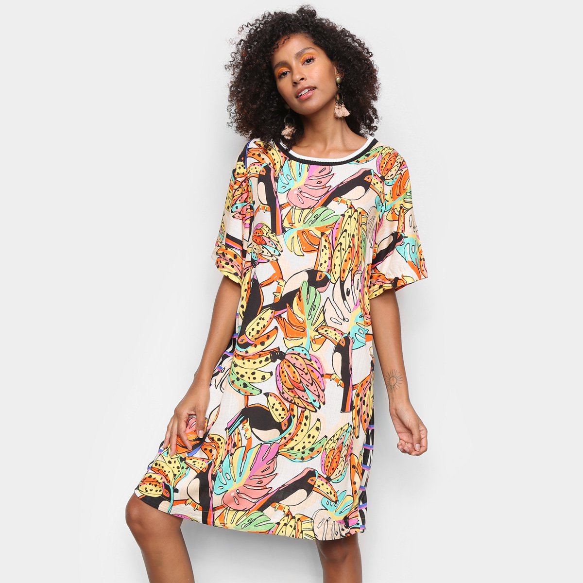 Vestido T-Shirt Farm Curto Cachos De Tucano - Off White Menor preço em Vestido T-Shirt Farm Curto Cachos De Tucano - Off White