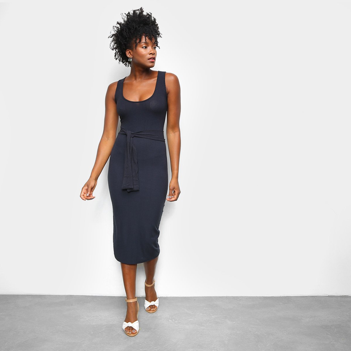 Vestido Volare Midi Regata Canelado - Preto Menor preço em Vestido Volare Midi Regata Canelado - Preto